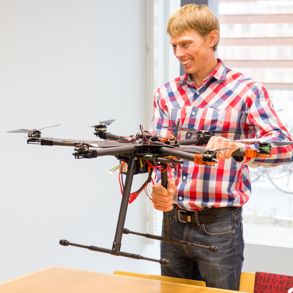 Mattias shows the lab's recently built Tarot T810 hexacopter.